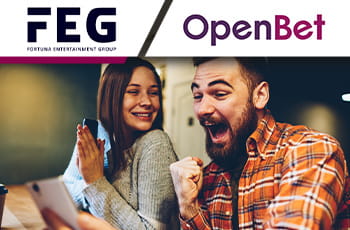 Due ragazzi con in mano uno smartphone che esultano, logo Fortuna e logo OpenBet